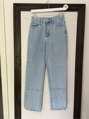 SHEIN Light Blue High-Rise Straight Leg Jeans
